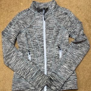 ❌Ivivva 8 Perfect Your Practice Jacket